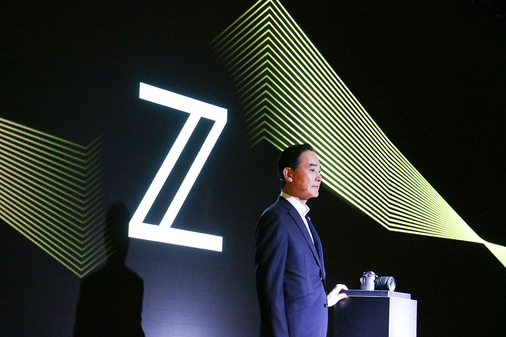尼康牛田一雄社长揭开尼康Z相机面纱